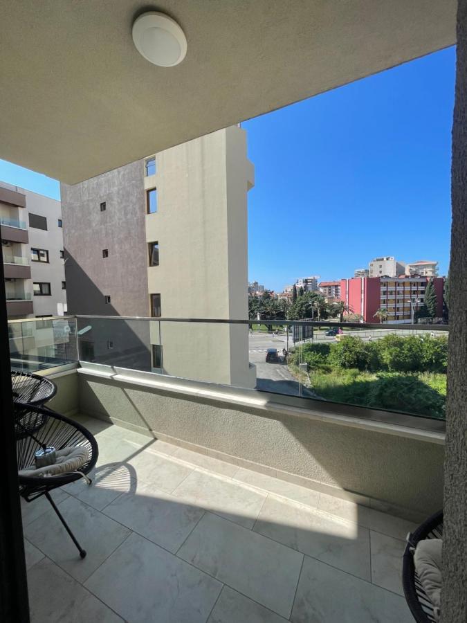 Dora Family Apartments Budva Ngoại thất bức ảnh