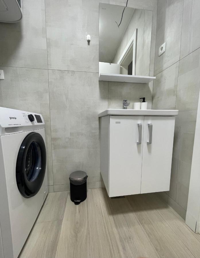 Dora Family Apartments Budva Ngoại thất bức ảnh