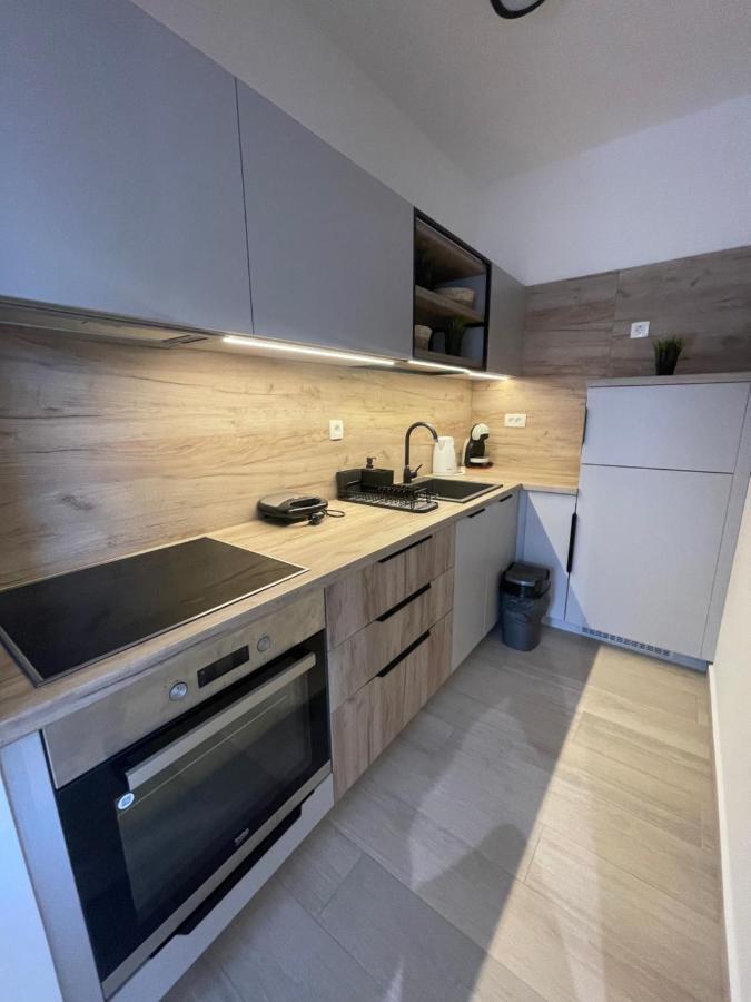 Dora Family Apartments Budva Ngoại thất bức ảnh