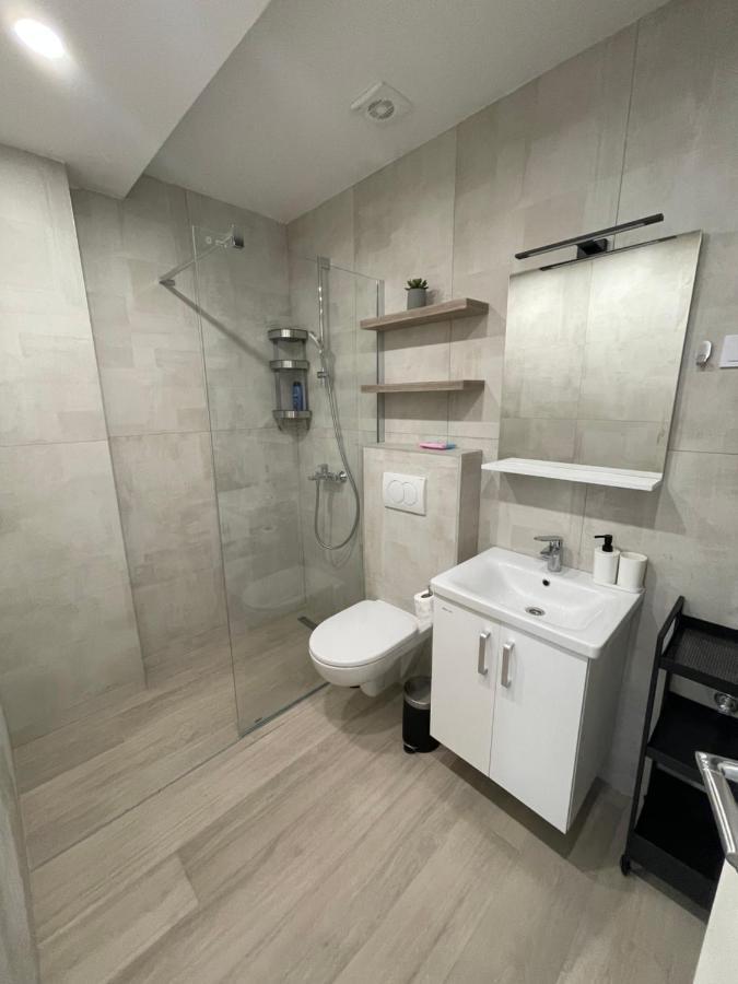Dora Family Apartments Budva Ngoại thất bức ảnh