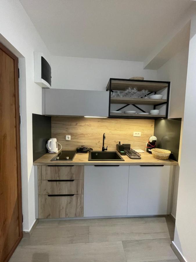 Dora Family Apartments Budva Ngoại thất bức ảnh